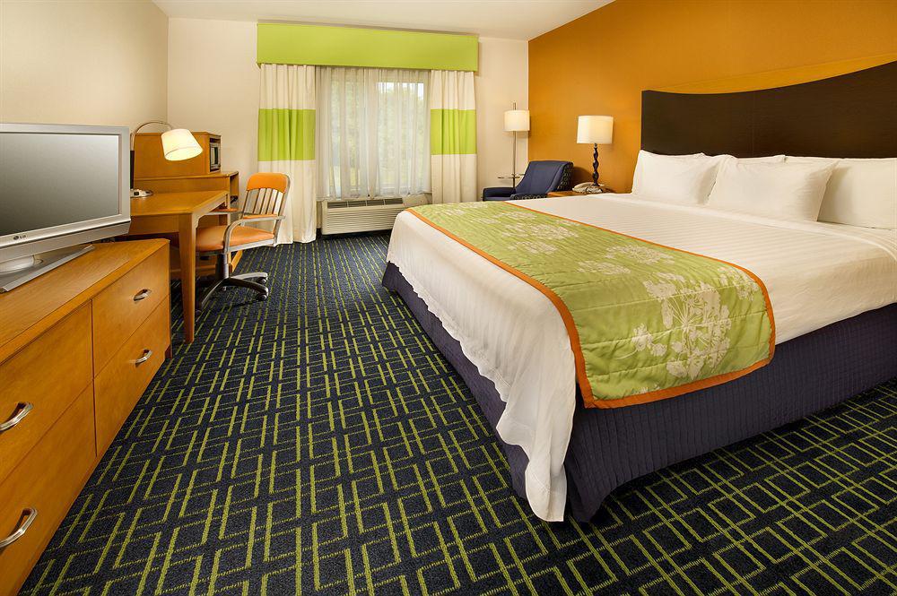 Fairfield Inn And Suites Cleveland Szoba fotó