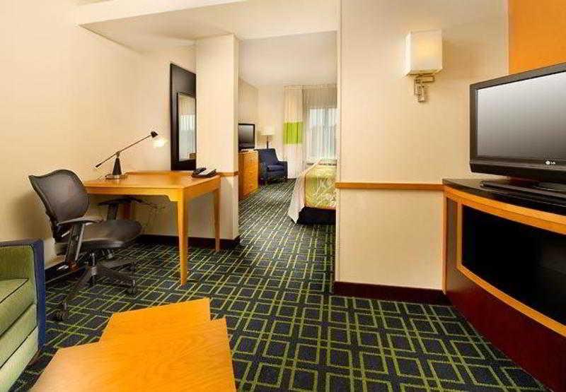 Fairfield Inn And Suites Cleveland Szoba fotó