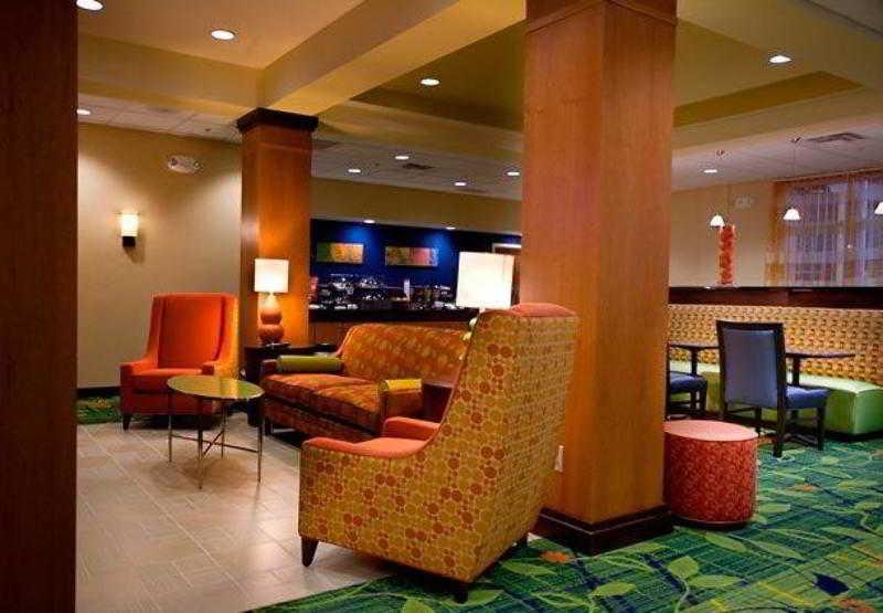 Fairfield Inn And Suites Cleveland Beltér fotó
